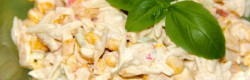 Sałatka z surimi i makaronem orzo